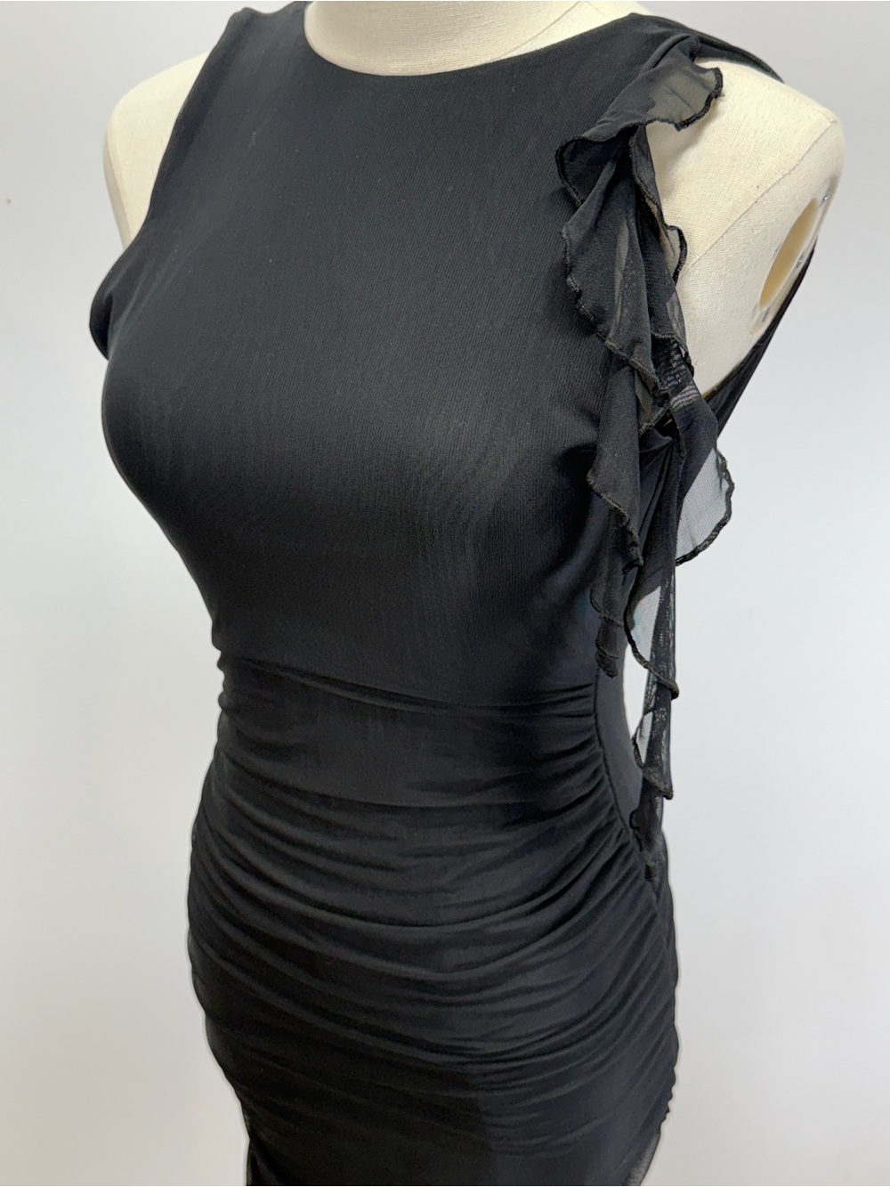 OH POLLY Black Sleeveless Ruffle-Detail Bodycon Mini Dress size 6 - Picture 5 of 15